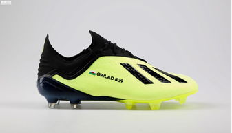 穿adidas足球鞋的7号球星(阿迪足球鞋号码对照)